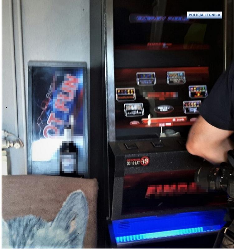 Kolejne nielegalne automaty do gier